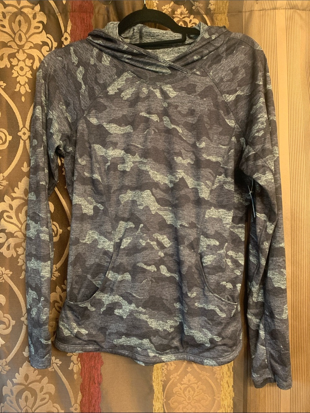 RBX Women's Camo Pullover Hoodie in Gray and Light Gray